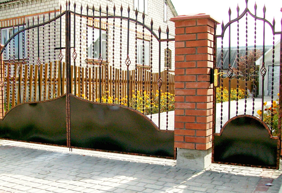 Кованые ворота Оратов